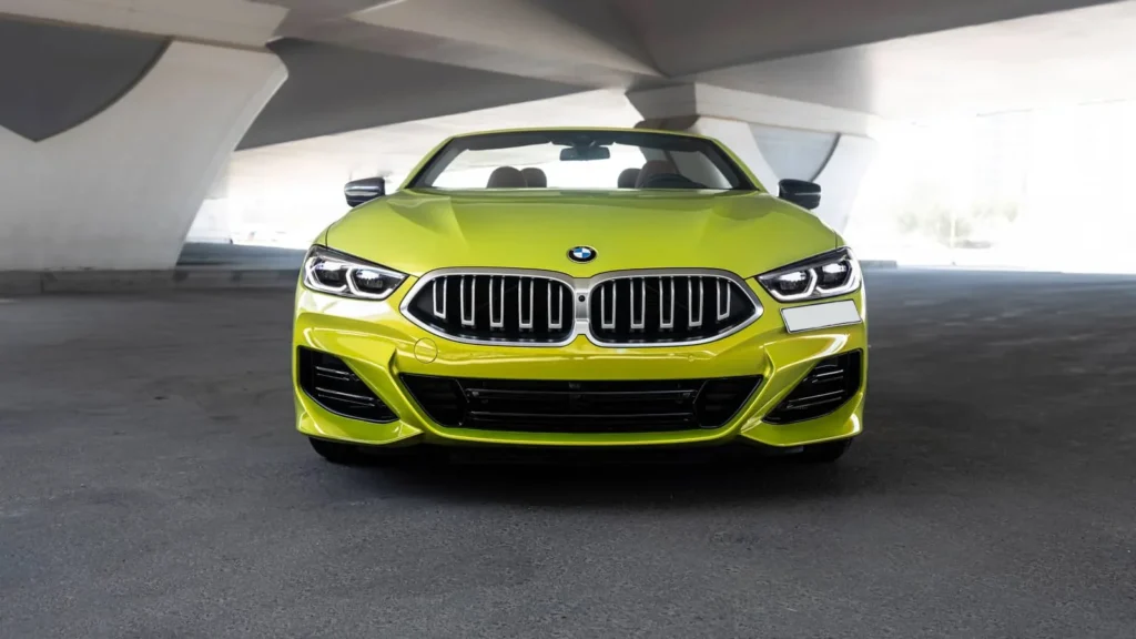 BMW 840