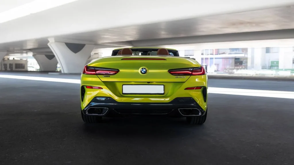 BMW 840
