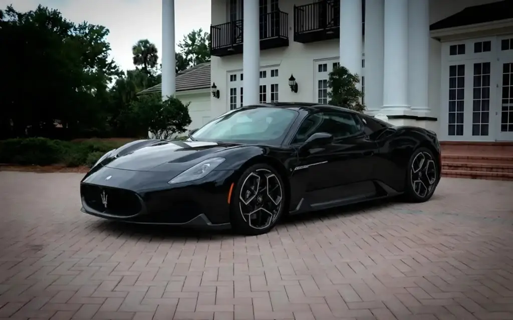 Maserati MC120