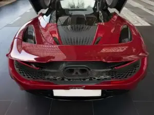 McLaren 750s
