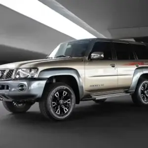 Nissan Patrol Super Safari Gray/Golden